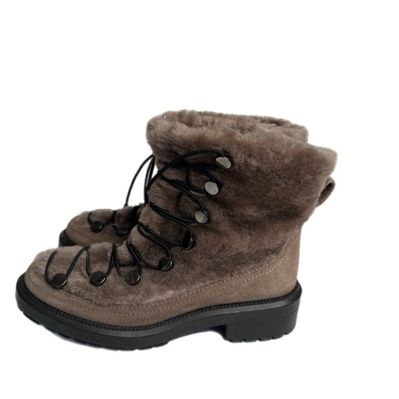 Aquatalia  Lorena Suede/Shearling Boots Taupe  Size 5 Made in Italy $649… - Picture 6 of 11